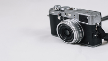 Yuk Mengintip Kehebatan Kamera Mirrorless Paling Kecil di Dunia