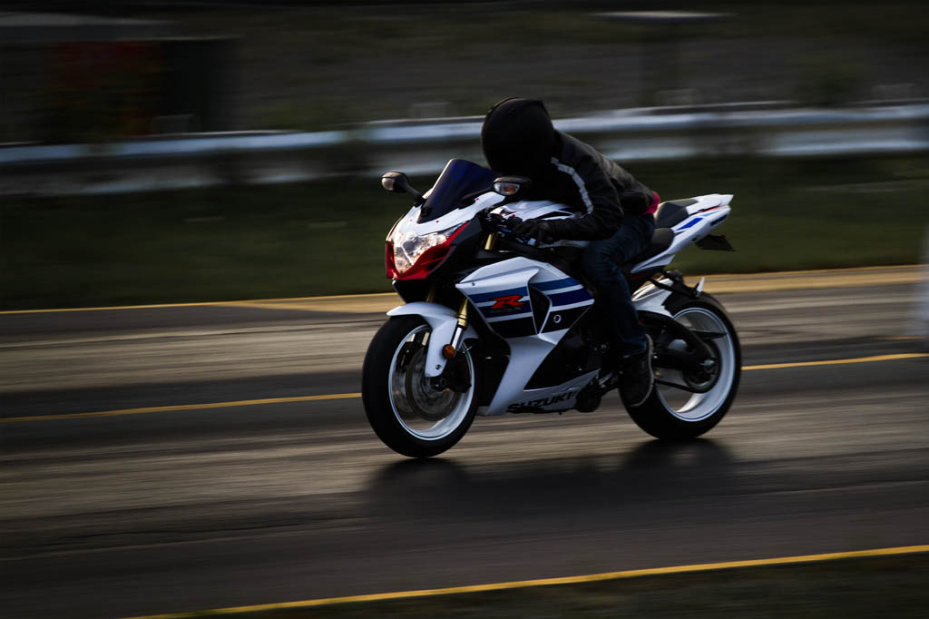 Cara Setting Shutter Speed untuk Memotret Objek Bergerak