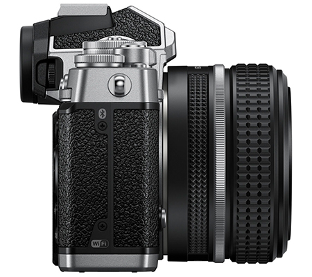 Nikon Z FC kit 28mm f/2.8 SE Mirrorless Digital Camera