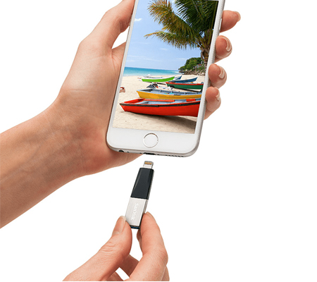 Sandisk 128GB SDIX40N (OTG IPhone Mini)