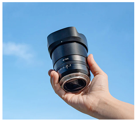 TTArtisan AF 75mm f/2 for Nikon Z Mount Full Frame Bundling Suneast SDXC 128GB 208MB/s