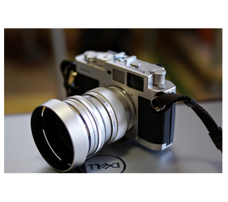 Voigtlander 75mm f1.5 VM Nokton for Leica M Mount Silver