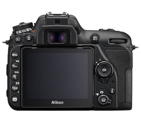 Nikon D7500 kit AF-S DX 18-140mm f/3.5-5.6G ED VR