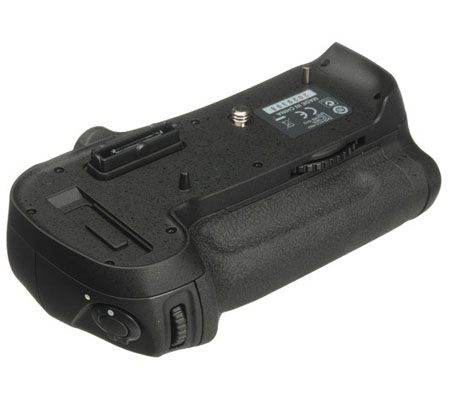 Nikon MB-D12 Battery Grip.
