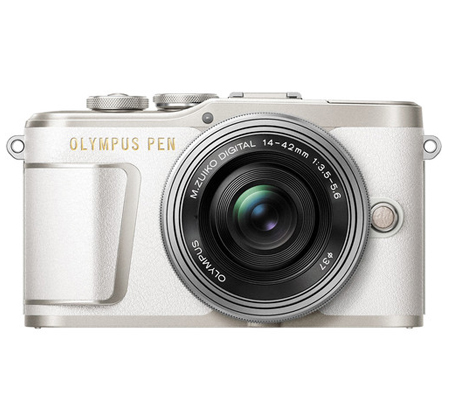 Olympus PEN E-PL9 with M.Zuiko 14-42mm EZ White