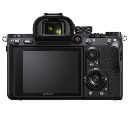 Sony Alpha A7 III kit FE 28-70mm f/3.5-5.6 OSS