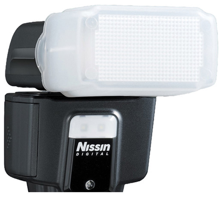 Nissin i40 Compact Flash for Sony Cameras