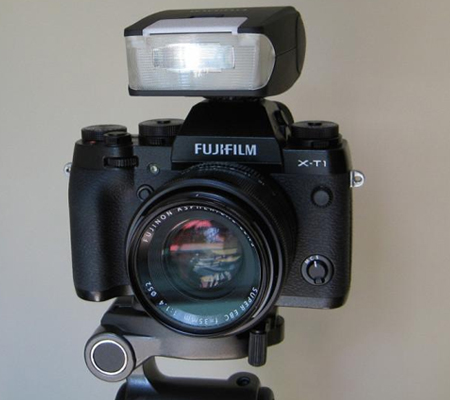 Fujifilm EF-20 Flash