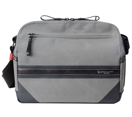 Artisan & Artist ACAM-9200 Camera Shoulder Bag